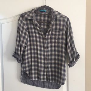 Alice + Olivia Grey Button Down